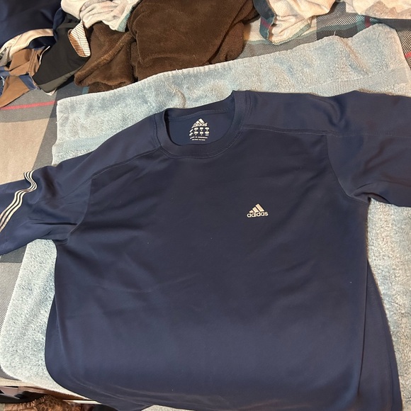 Men’s adidas navy blue shirt with reflective stripes on arms for running - Picture 2 of 4
